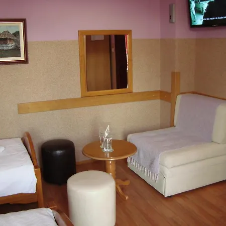Madams - Palic-serbia 3*