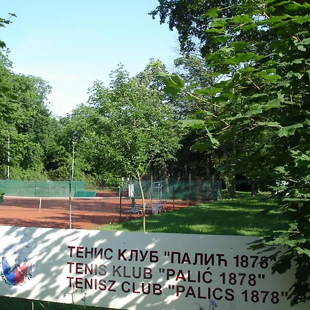 Madams - Palic-serbia Guest house 3*