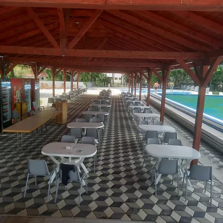 Madams - Palic-serbia 3*