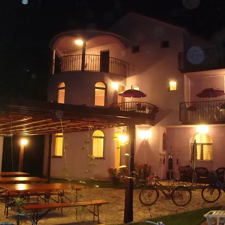 Guest house Madams - Palic-serbia Palic