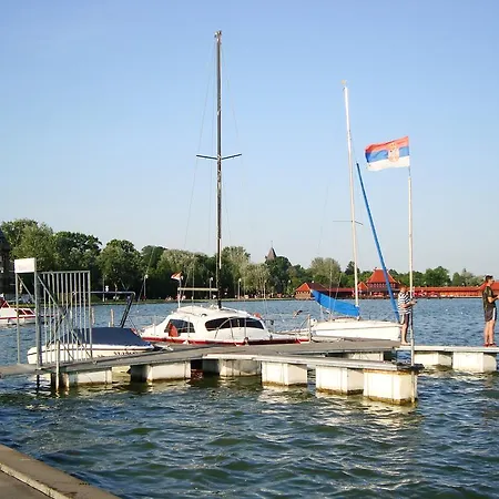 Madams - Palic-serbia Affittacamere