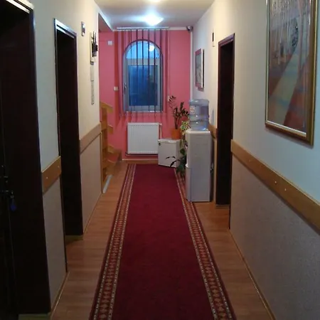 Madams - Palic-serbia Guest house