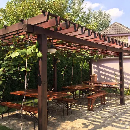 Guest house Madams - Palic-serbia 3*